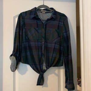 Plaid polyester top
